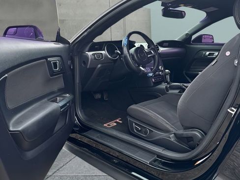 Used 2019 Ford Mustang GT w/ Black Accent Package RWD image 11