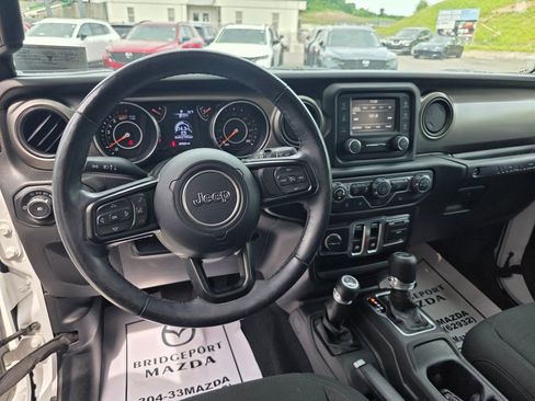 Used 2020 Jeep Wrangler Sport AWD/4WD image 15