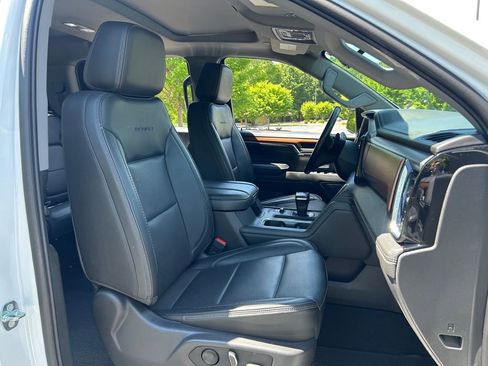 Used 2023 GMC Sierra 1500 Denali w/ Denali Reserve Package AWD/4WD image 48