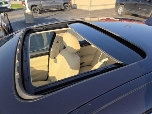 Used 2015 BMW 528i xDrive Sedan image 3