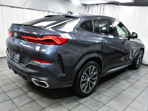 Used 2022 BMW X6 xDrive40i w/ Executive Package image 6