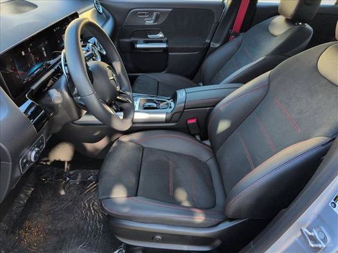 Certified 2025 Mercedes-Benz GLA 35 AMG 4MATIC w/ Exclusive Trim Package image 18