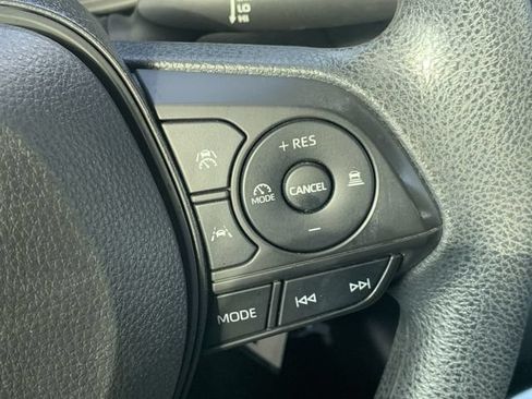 Used 2023 Toyota Corolla LE FWD image 28