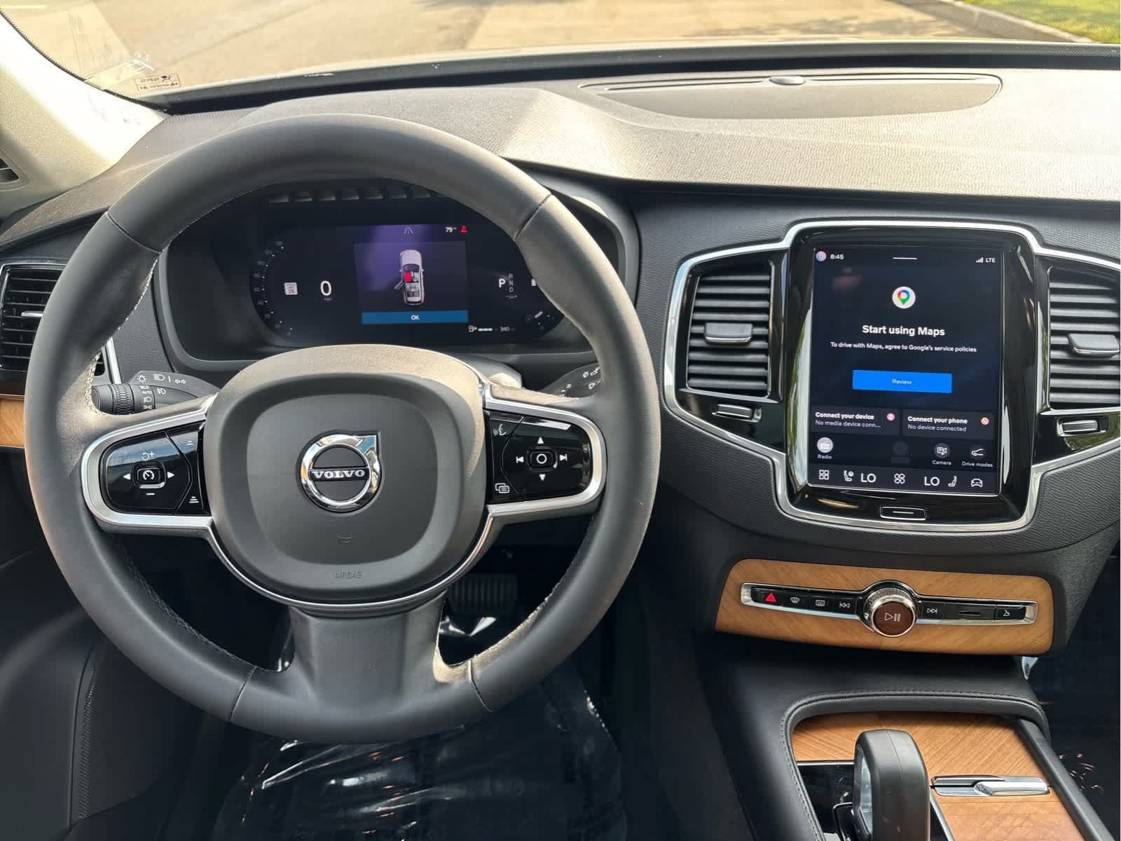 Used 2023 Volvo XC90 B6 Plus w/ Protection Package AWD/4WD image 17