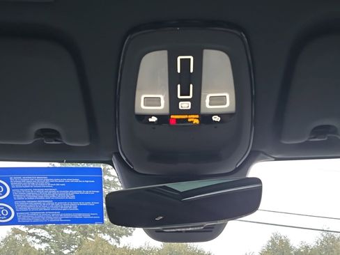 New 2026 Volvo XC60 B5 Plus w/ Climate Package image 22