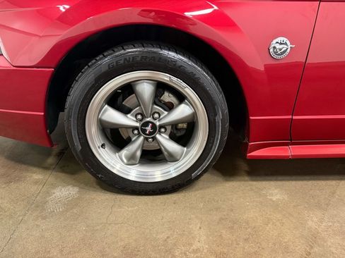 Used 2004 Ford Mustang GT RWD image 82