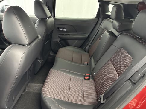 New 2026 Nissan Kicks SR image 16