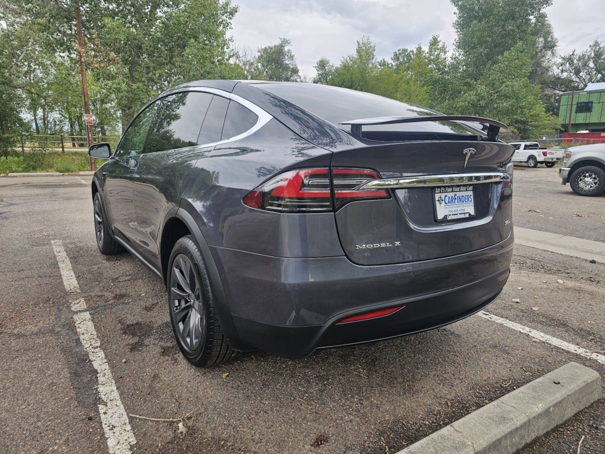 Used 2017 Tesla Model X 100D AWD/4WD image 3