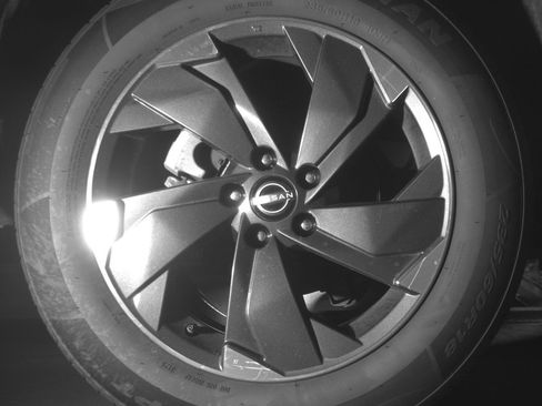 Used 2025 Nissan Rogue SV image 15