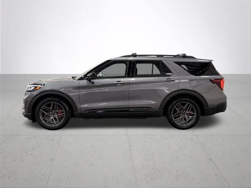 Certified 2025 Ford Explorer ST w/ Sun And Sound Package AWD/4WD image 16