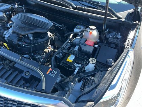 Used 2020 Cadillac XT5 Premium Luxury w/ LPO, Floor Liner Package AWD/4WD image 47