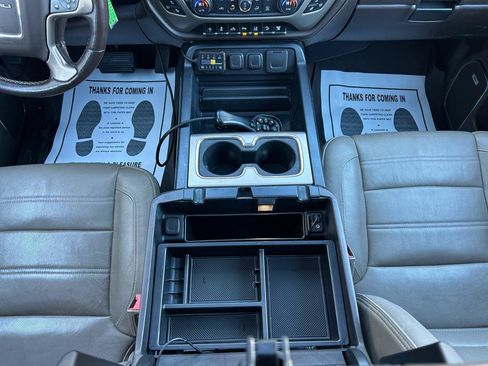 Used 2015 GMC Sierra 3500 Denali w/ Duramax Plus Package AWD/4WD image 10