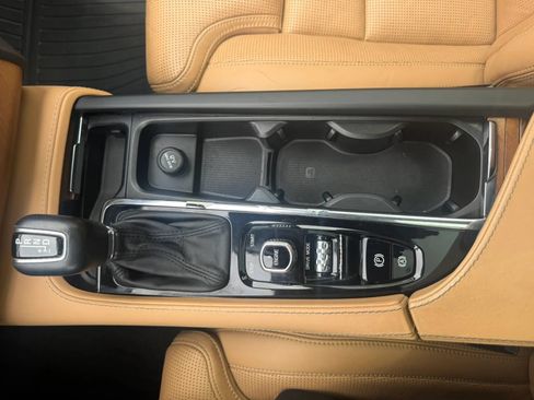 Used 2017 Volvo XC90 T6 Inscription w/ Vision Package AWD/4WD image 26