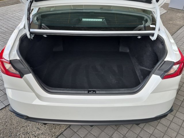 Used 2025 Toyota Camry SE FWD image 10