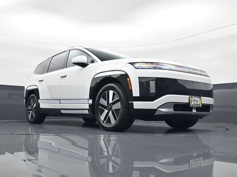 New 2026 Hyundai Ioniq 9 SEL image 23