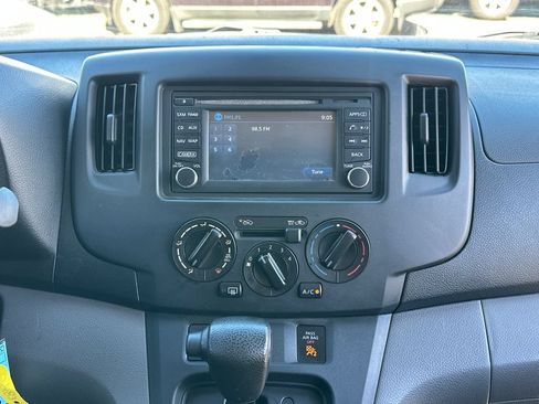 Used 2015 Nissan NV200 SV w/ Technology Package FWD image 16