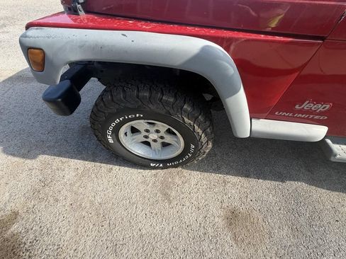Used 2004 Jeep Wrangler 4WD image 8