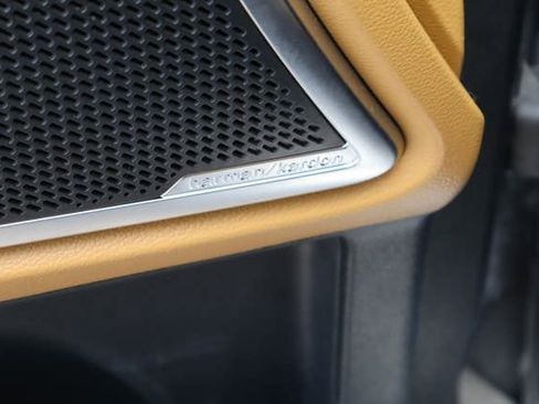 Used 2022 Kia Telluride SX w/ Towing Package FWD image 23