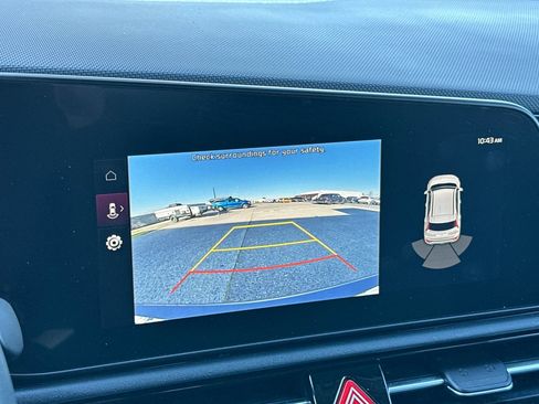 Certified 2024 Kia Niro EX image 21