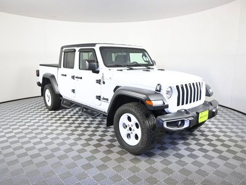 Used 2021 Jeep Gladiator Sport w/ Trailer Tow Package image 10