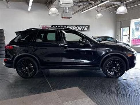 Used 2016 Porsche Cayenne S AWD/4WD image 11