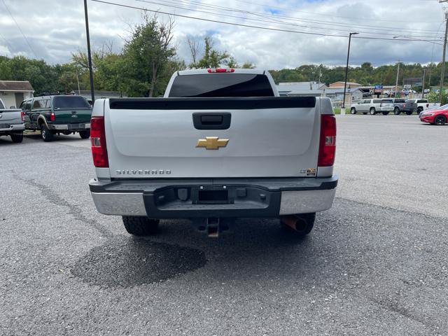 Used 2011 Chevrolet Silverado 2500 LT AWD/4WD image 6