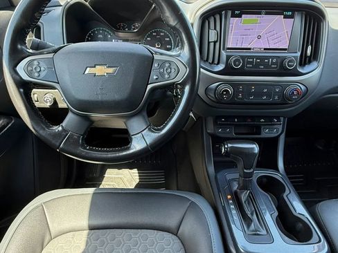 Used 2017 Chevrolet Colorado Z71 AWD/4WD image 30