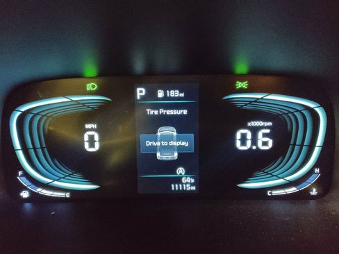 Used 2025 Kia Soul LX image 23