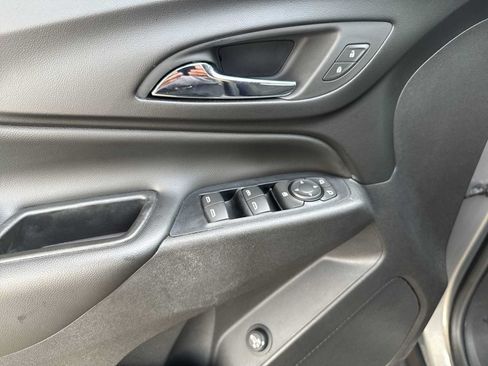 Certified 2019 Chevrolet Equinox LT FWD image 20