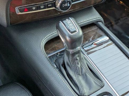 Used 2016 Volvo XC90 T6 Momentum image 22