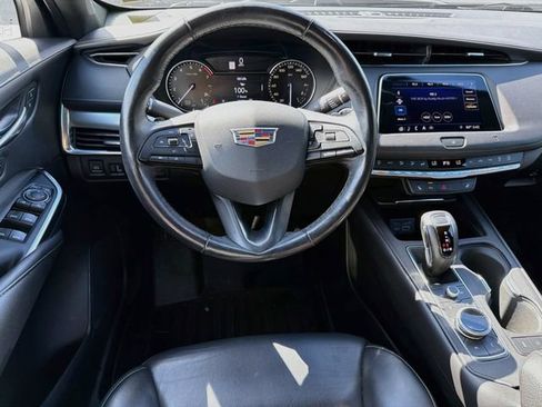 Used 2019 Cadillac XT4 Premium Luxury w/ Cold Weather Package AWD/4WD image 22