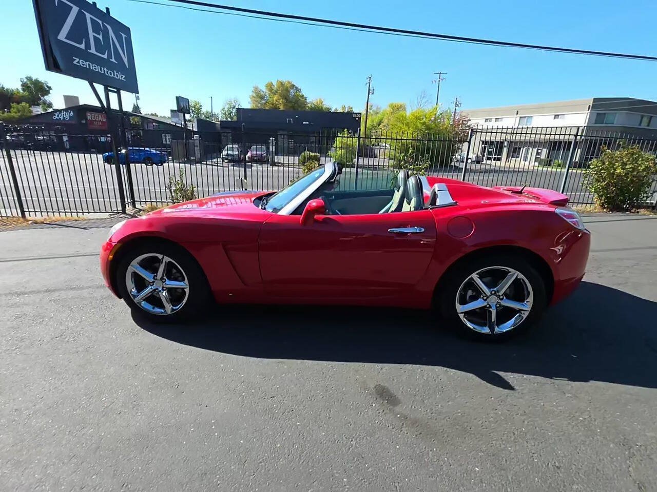 Used 2008 Saturn Sky w/ Premium Trim Package RWD image 6