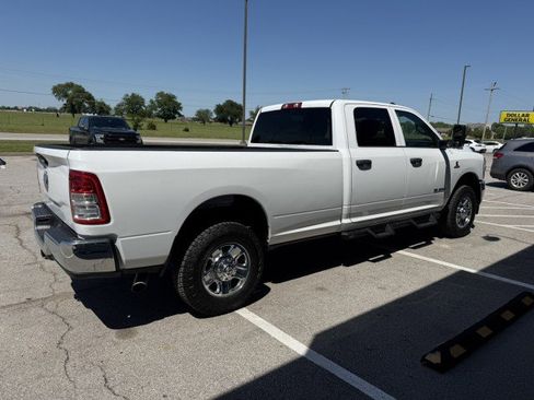 Used 2019 RAM 3500 Tradesman w/ Chrome Appearance Group AWD/4WD image 2