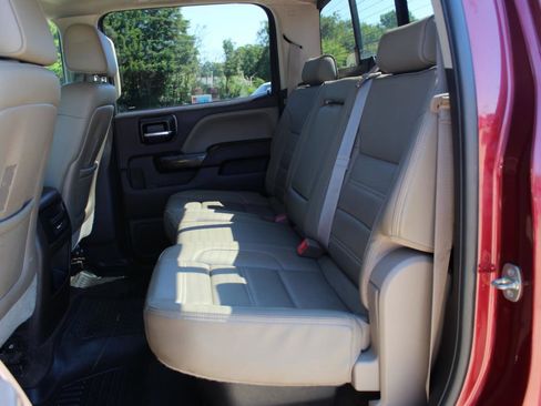 Used 2015 GMC Sierra 2500 Denali w/ Duramax Plus Package AWD/4WD image 17