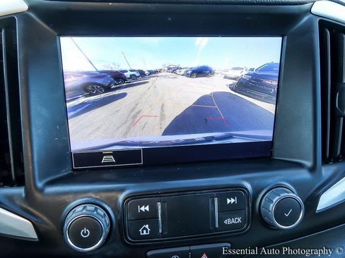 Used 2023 GMC Terrain SLT w/ LPO, Floor Liner Package image 18