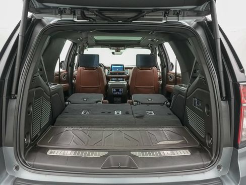 Used 2021 Chevrolet Tahoe High Country AWD/4WD image 28