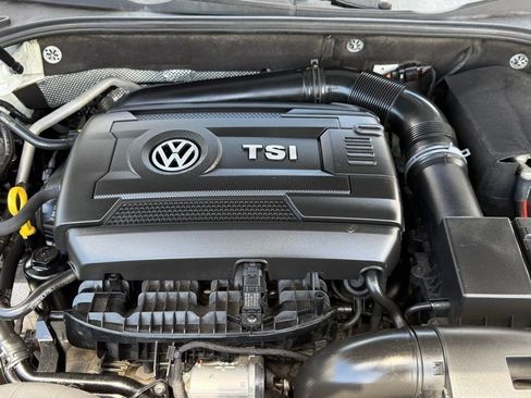 Used 2017 Volkswagen Passat 1.8T SE FWD image 27