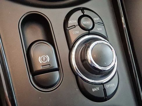 Used 2023 MINI Cooper Clubman S image 27