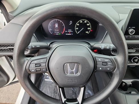 Used 2024 Honda HR-V LX image 19