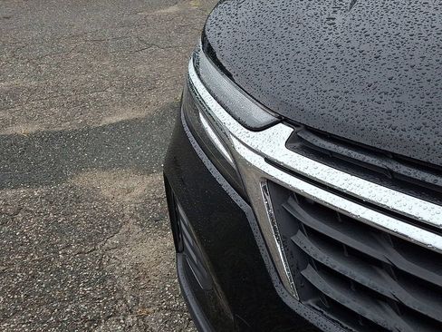 Used 2023 Chevrolet Equinox LS AWD/4WD image 14