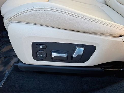 Used 2019 BMW X3 xDrive30i w/ Convenience Package image 14