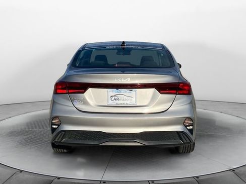 Used 2023 Kia Forte LXS image 4