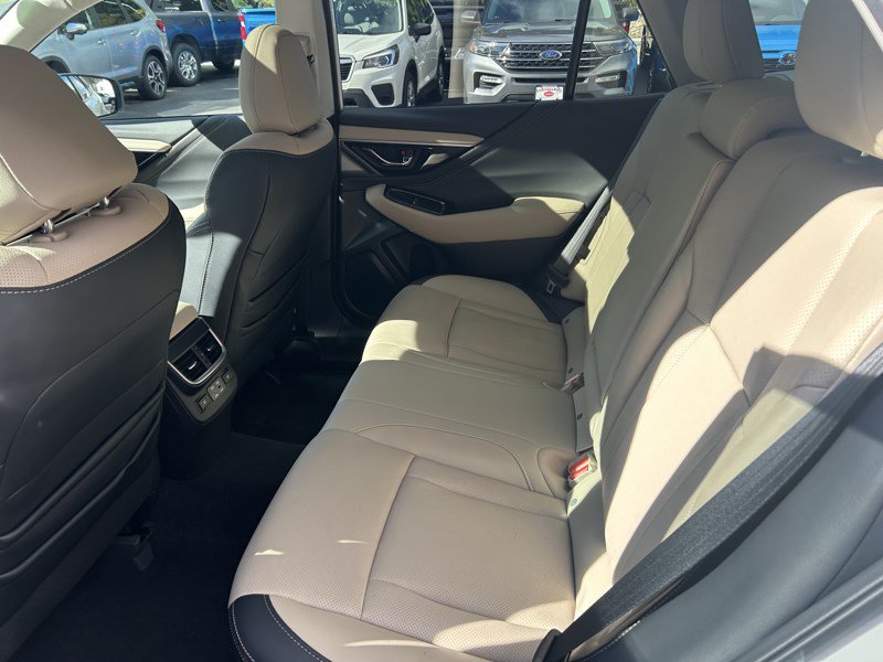Used 2025 Subaru Outback Limited AWD/4WD image 21