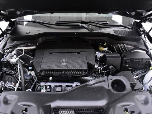 New 2026 Acura MDX SH-AWD image 3