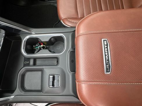 Used 2024 GMC Sierra 3500 Denali Ultimate image 26