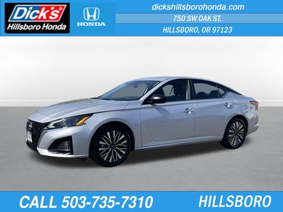 Used 2024 Nissan Altima 2.5 SV