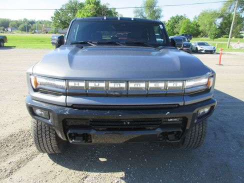 New 2026 GMC Hummer EV 3X w/ Carbon Fiber Edition Package AWD/4WD image 10