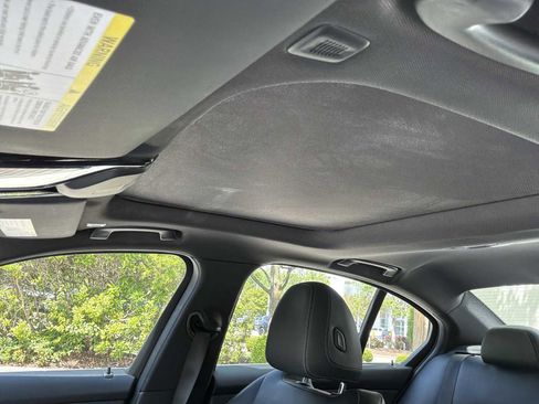 Used 2019 BMW 330i Sedan w/ Convenience Package image 27