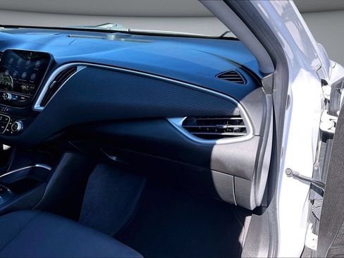 Used 2024 Chevrolet Malibu LT FWD image 26
