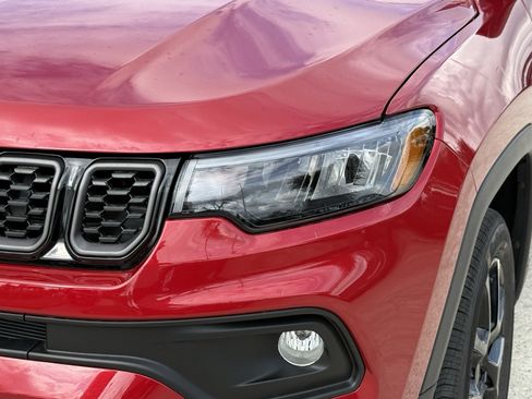 New 2026 Jeep Compass Latitude AWD/4WD image 8